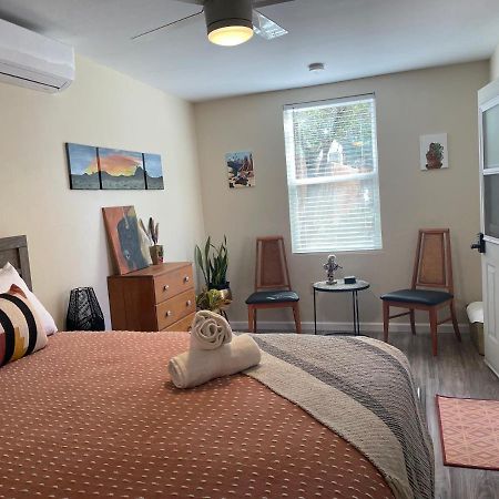 Vintage Charm Vacation Home With Modern Comforts Near Old Town Albuquerque Exterior photo