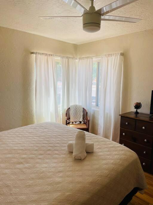 Vintage Charm Vacation Home With Modern Comforts Near Old Town Albuquerque Exterior photo