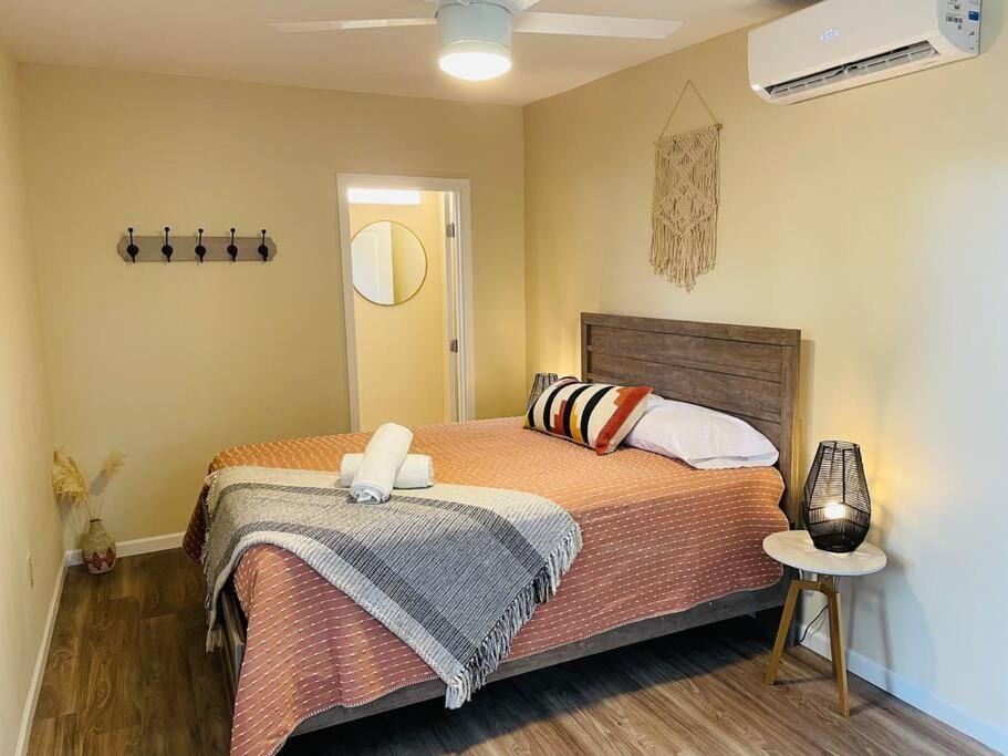 Vintage Charm Vacation Home With Modern Comforts Near Old Town Albuquerque Exterior photo